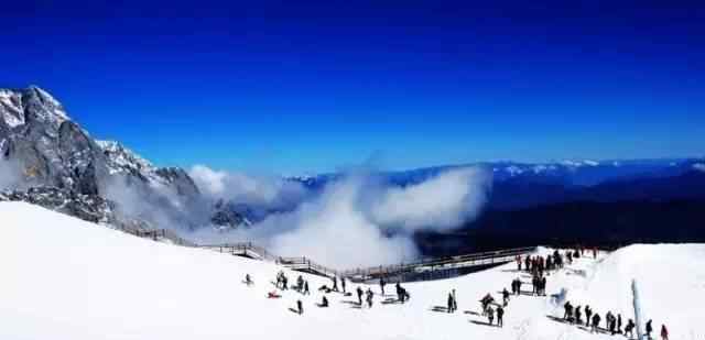 玉龍雪山云杉坪索道 玉龍雪山索道牦牛坪、云杉坪、冰川大索道的區(qū)別