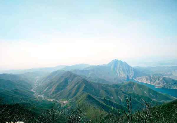 步云山 步云山：徒步愛好者的圣地