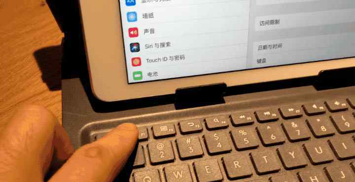 ipad可以當(dāng)電腦用嗎 想把 iPad 當(dāng)筆記本電腦用？可以試試這款外接鍵盤