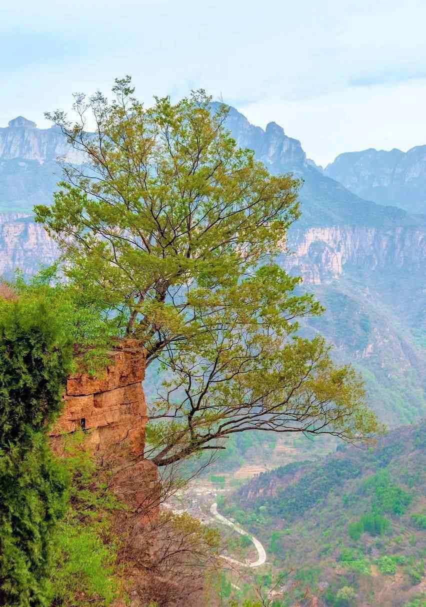 中國(guó)郭亮隧道 它是中國(guó)最危險(xiǎn)的村莊，老司機(jī)也發(fā)怵，卻堪稱“北方的世外桃源”