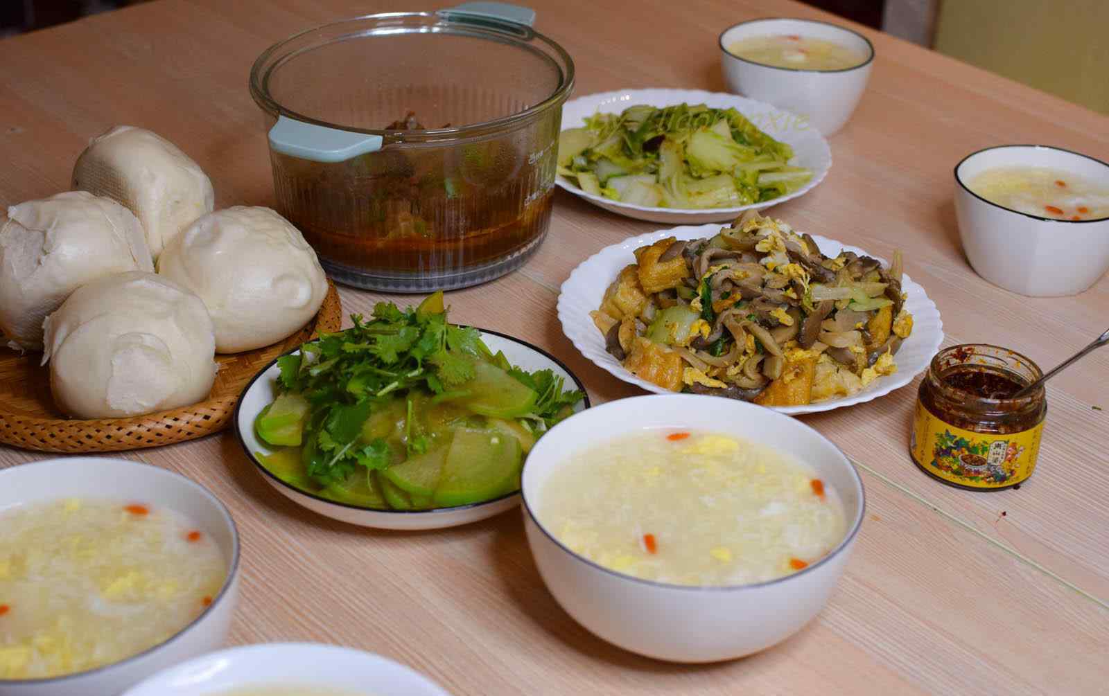 小學(xué)生晚餐 小學(xué)生一周晚飯，葷素搭配不重樣，簡(jiǎn)單好吃不浪費(fèi)，朋友圈：一看就是北方人