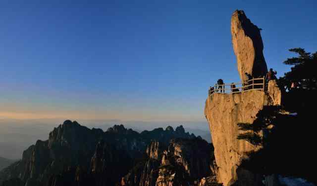 中國五岳山是哪五座山 中國的三山五岳中，五岳大家都知道，三山你知道是哪三座山嗎？