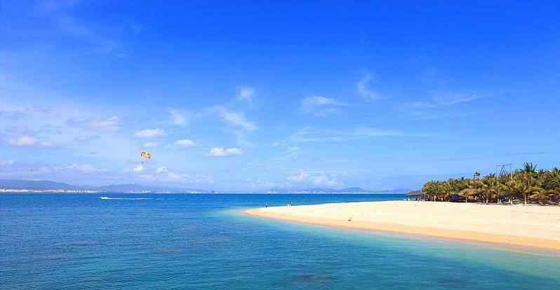 海南西島 海南西島，好一片細(xì)膩的碧海藍(lán)天，這個(gè)冬季，來這避寒吧