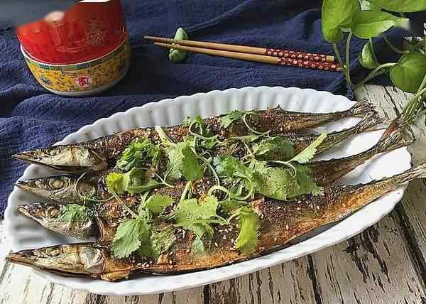 秋刀魚的營養(yǎng)價值 這種魚，在中國是“爛便宜”沒人去吃，卻是老人的“長壽秘密”！