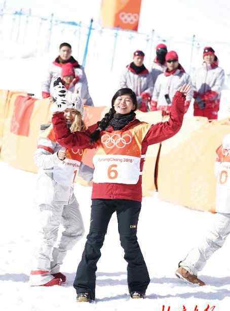 劉佳宇 平昌冬奧中國(guó)首枚獎(jiǎng)牌誕生 劉佳宇：我會(huì)一直滑到老！