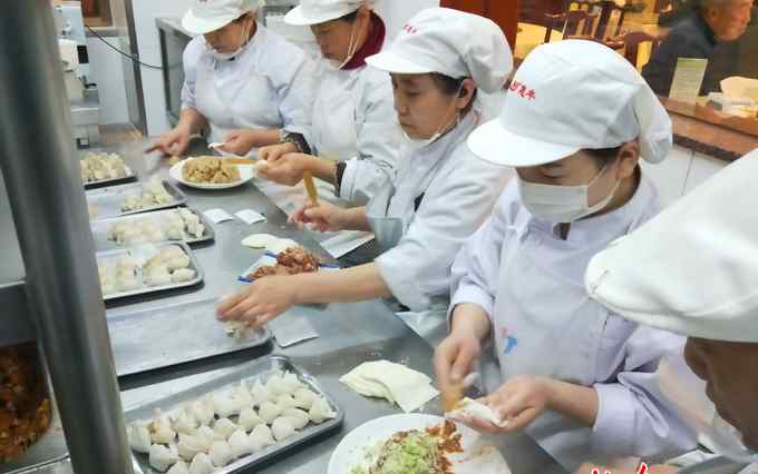 東北人在唐山混不開 北方人偏愛鲅魚和三鮮餡餃子，外賣大數(shù)據(jù)顯示南北方“配菜”迥異