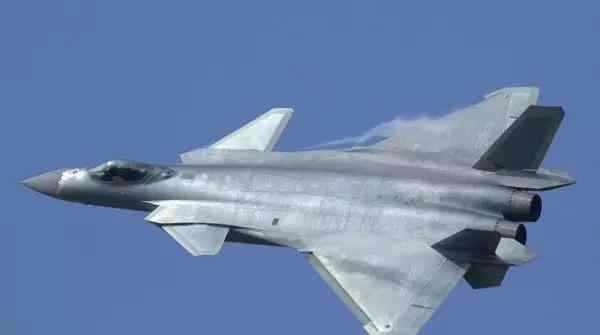 2019十大最強(qiáng)戰(zhàn)斗機(jī)排名：F-35閃電II、波音F-22猛禽、蘇霍伊蘇-5