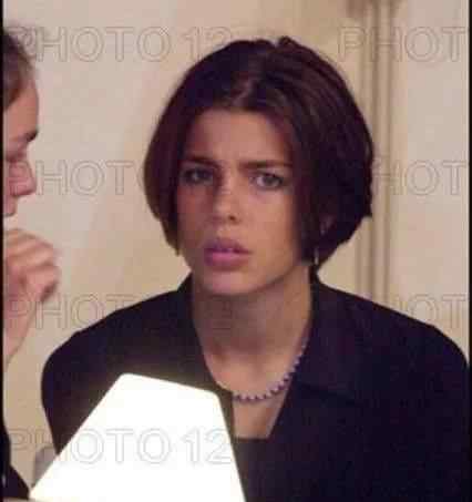 “摩洛哥最美公主”夏洛特Charlotte Casiraghi2次未婚生子