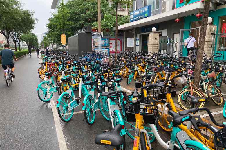 張舒雅 共享單車“車山車?！?，智能運維失靈，還是管理失靈？