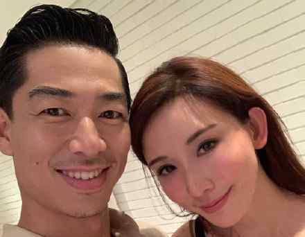 AKIRA與林志玲結(jié)婚后首度現(xiàn)身 被提問笑容滿面