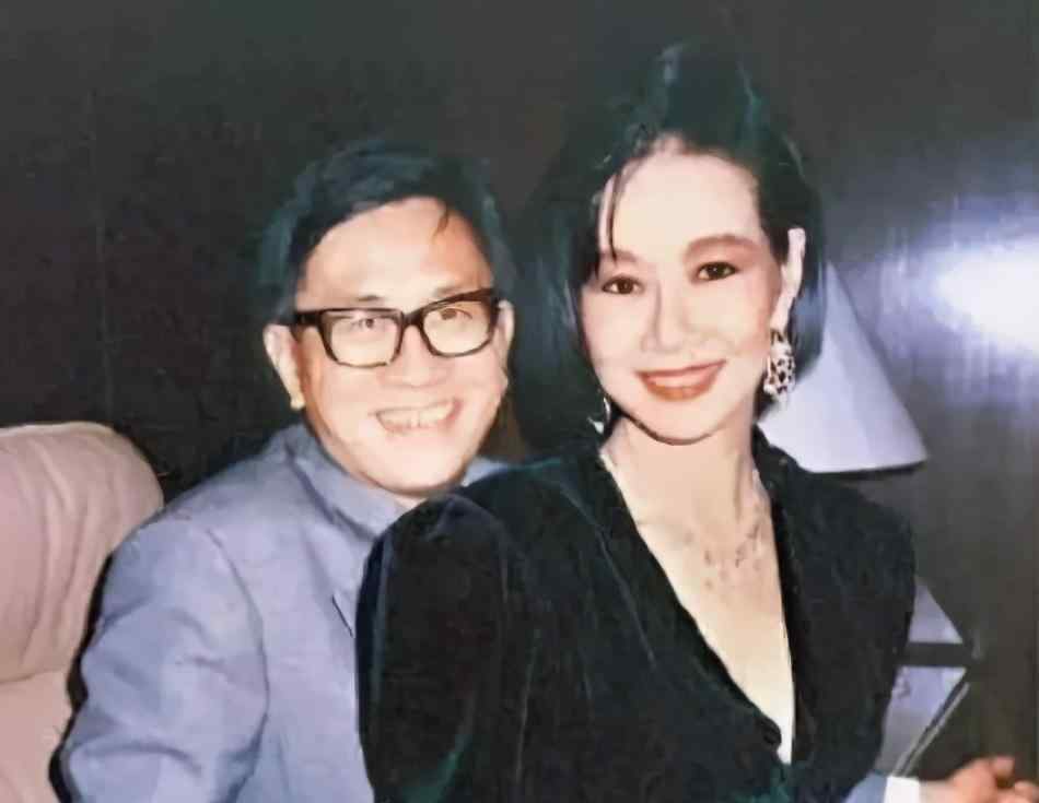 李忠琛 林燕妮：名副其實(shí)的人間富貴花，黃霑拋妻棄子也要和她在一起