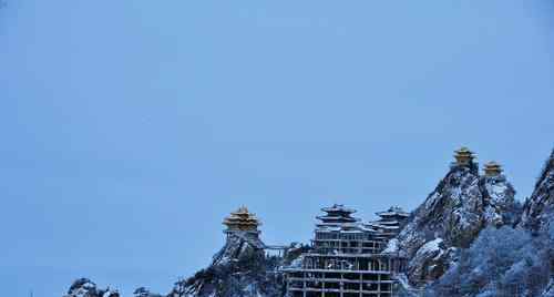 河南多景區(qū)飄起鵝毛大雪 景區(qū)景色會是怎么樣