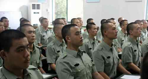 二本軍校排名 高考上軍校，一本和二本有何區(qū)別，畢業(yè)后學(xué)生發(fā)展會有差距嗎？