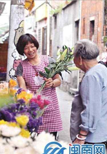 泉州花店 泉州西街裴巷無(wú)名花店 用花香浸潤(rùn)西街人情