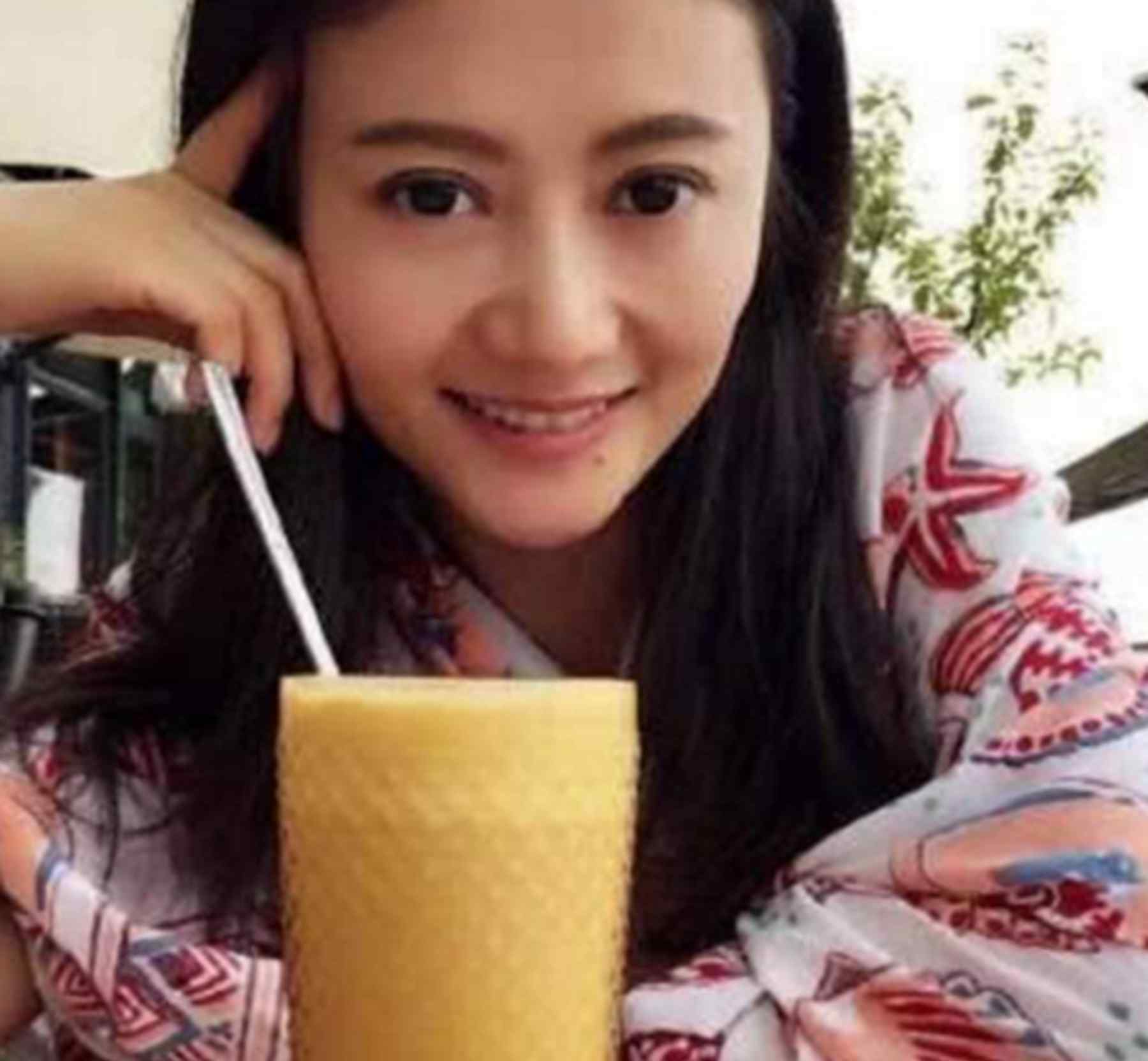 非誠勿擾主持人 前央視美女主持，離婚后上《非誠勿擾》相親，1小時就被富商牽走