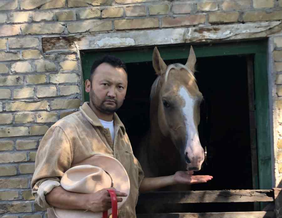 新疆小伙向下海救人騎手捐贈馬 目前是什么情況？