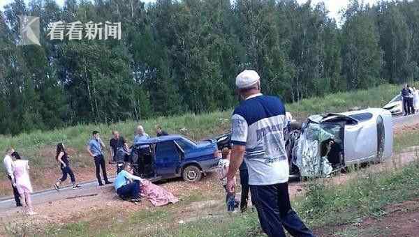 新娘做完頭發(fā)駕車赴婚禮 途中遇車禍新娘當(dāng)場身亡