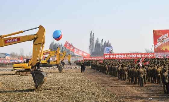 朝鮮1萬套新式住宅工程奠基 ? 旨在徹底解決平壤市民的居住難問題 還原事發(fā)經(jīng)過及背后真相！