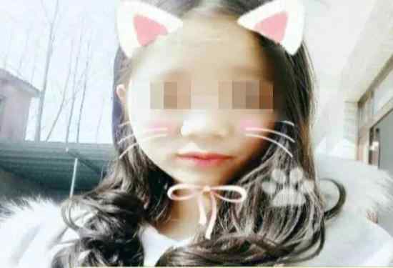 14歲戀愛17歲生娃 意外撞見孩子?jì)尯湍吧凶油樱?></a></li><li><a href=