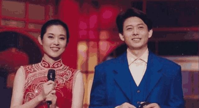 董卿結婚 董卿情史：結婚生子坎坷，被罵小三，犧牲事業(yè)換家庭，終于圓滿