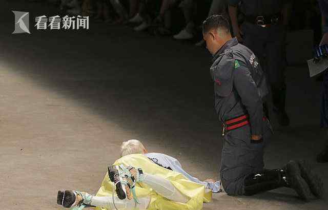 圣保羅時(shí)裝周：男模索亞瑞斯走秀突然倒地身亡