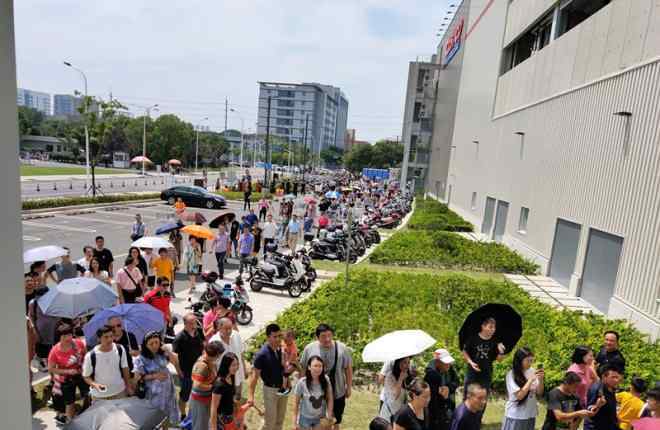 上海超市costco Costco開市客大陸首店在上海開業(yè) 現(xiàn)場被擠爆了