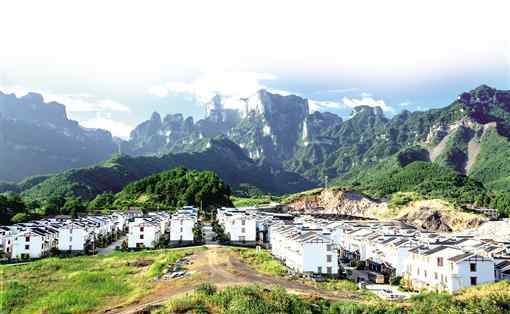 大天門 天門山下 幸福綻放——張家界市永定區(qū)高質(zhì)量高水平書寫脫貧攻堅(jiān)答卷紀(jì)實(shí)