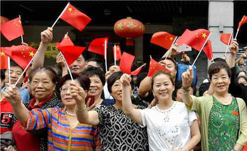 溫州男人醫(yī)院俱佳五馬 一場(chǎng)震撼快閃，燃爆五馬禪街！