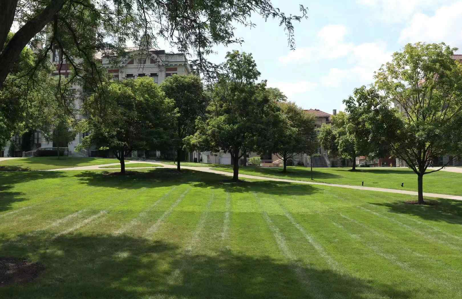 北卡教堂山大學(xué) 北卡羅來納大學(xué)教堂山分校相當(dāng)于中國(guó)什么等級(jí)的大學(xué)？