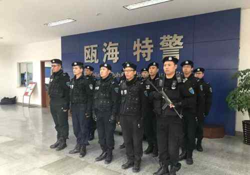 ptu 帶你了解溫州帥氣警察機動隊 的一天