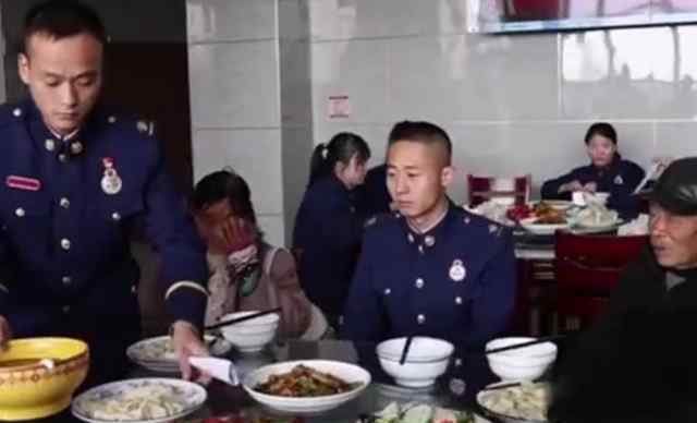 水餃吃出媽媽的味道