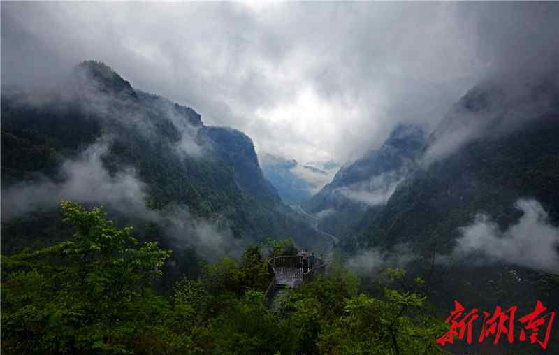 湘西旅游 湖南日報整版推介美麗湘西建設｜神秘，成為旅游的最大引力——湘西州打造休閑旅游大樂園