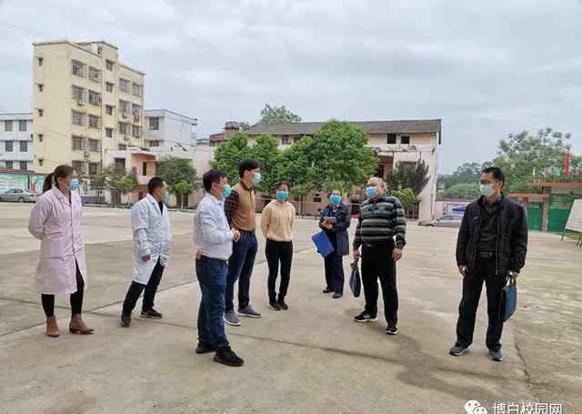 寧潭一中的校花照片 玉林市博白縣寧潭一中如期迎來了開學(xué)日