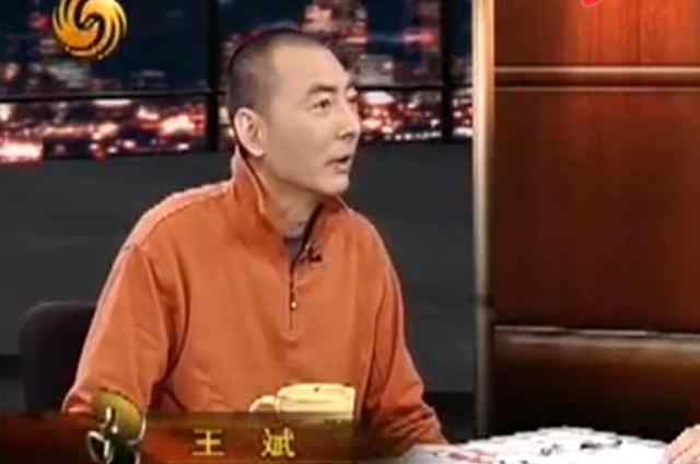 娛樂圈靈異事件 娛樂圈里的靈異事件：張藝謀曾經(jīng)看見外星人？