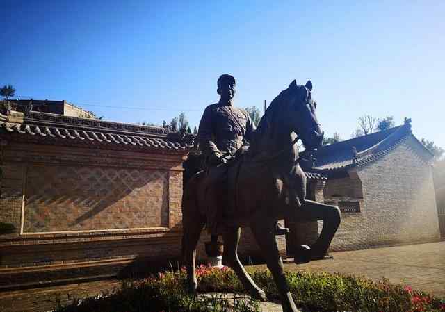 鄧寶珊將軍 壯麗70年奮斗新時(shí)代——記者再走長征路 追尋鄧寶珊將軍的傳奇一生