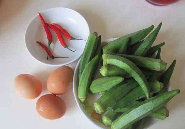 黃秋葵怎么做好吃 黃秋葵炒雞蛋配方 黃秋葵炒雞蛋食譜簡(jiǎn)單做法