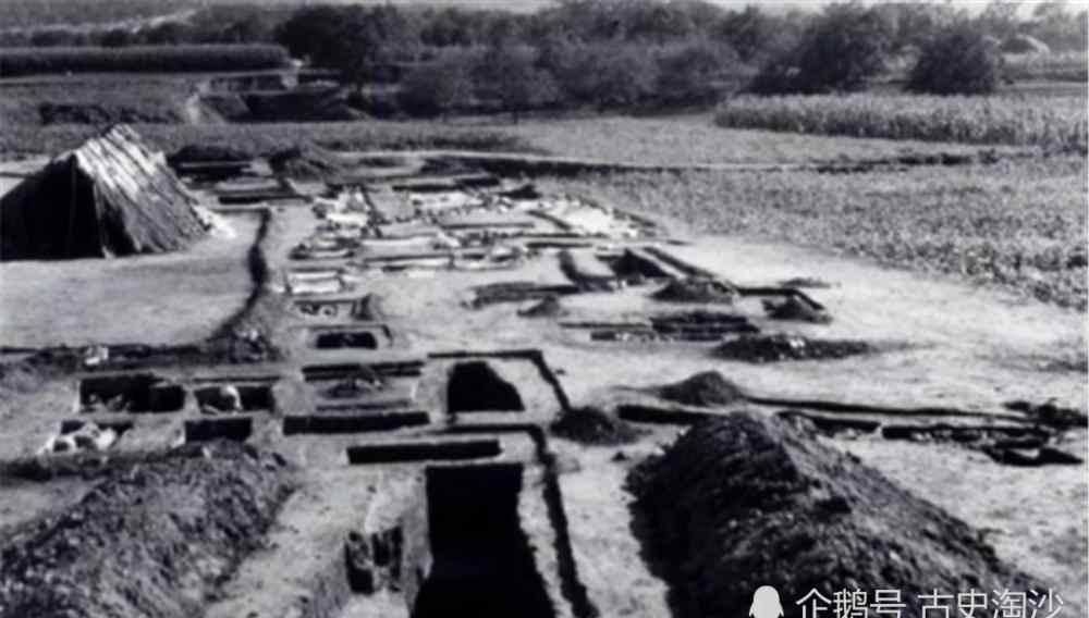 定陵不要隨意去參觀 古代皇帝很早就開始建造自己的陵墓，建好了會自己去參觀驗收嗎？