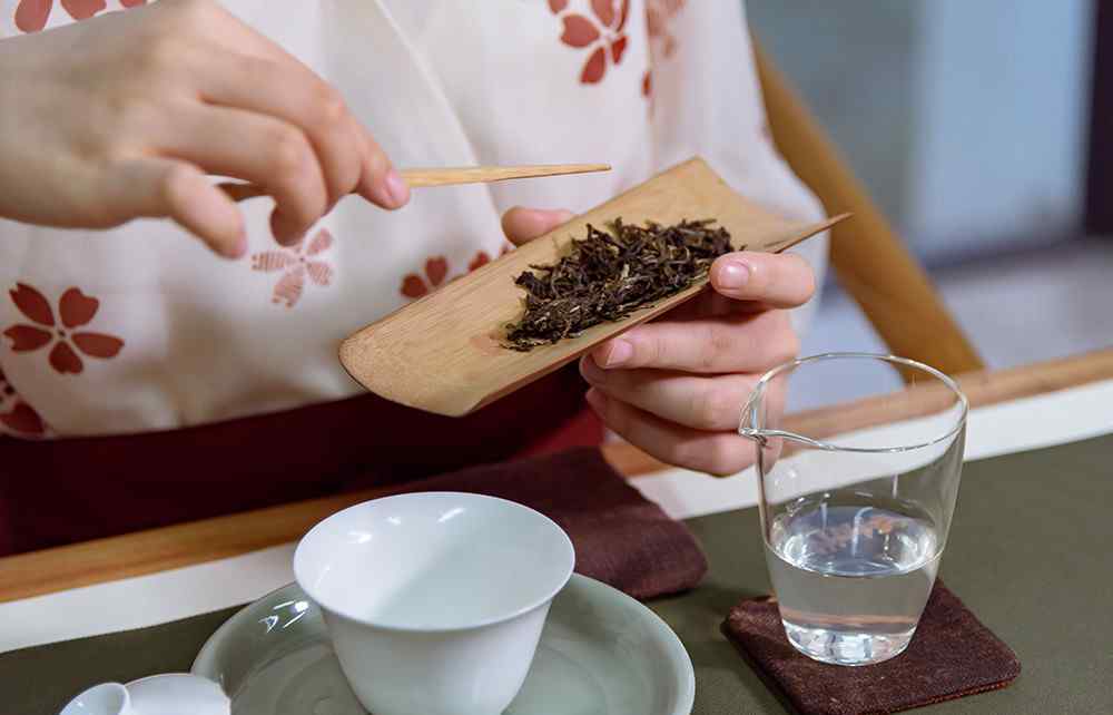 烏龍茶是綠茶還是紅茶 紅茶、綠茶、烏龍茶，你知道第幾泡最好喝么？