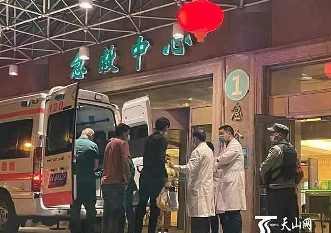 飛機(jī)返回接斷臂男孩 這意味著什么?