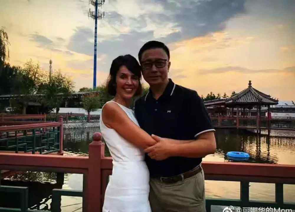 麗娜華 別罵李陽前妻了，她是家暴受害者而非助拳者