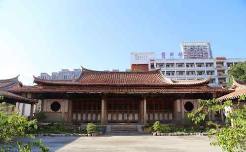 莆田三清殿 福州華林寺，寧波保國寺并稱為江南古建之華，福建省莆田三清殿