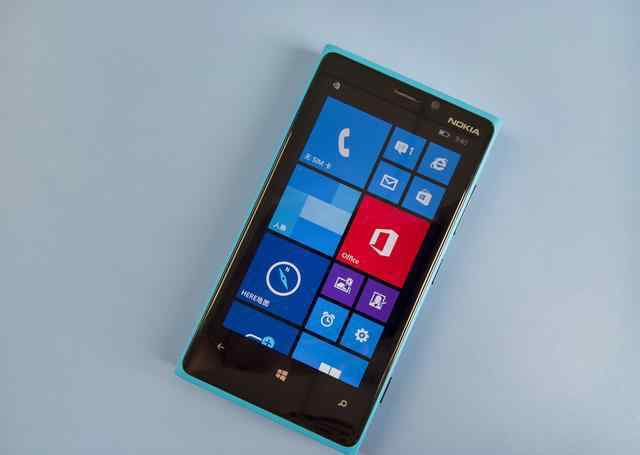 諾基亞920上市時間 諾基亞Lumia 920回顧：Windows Phone手機的巔峰之作