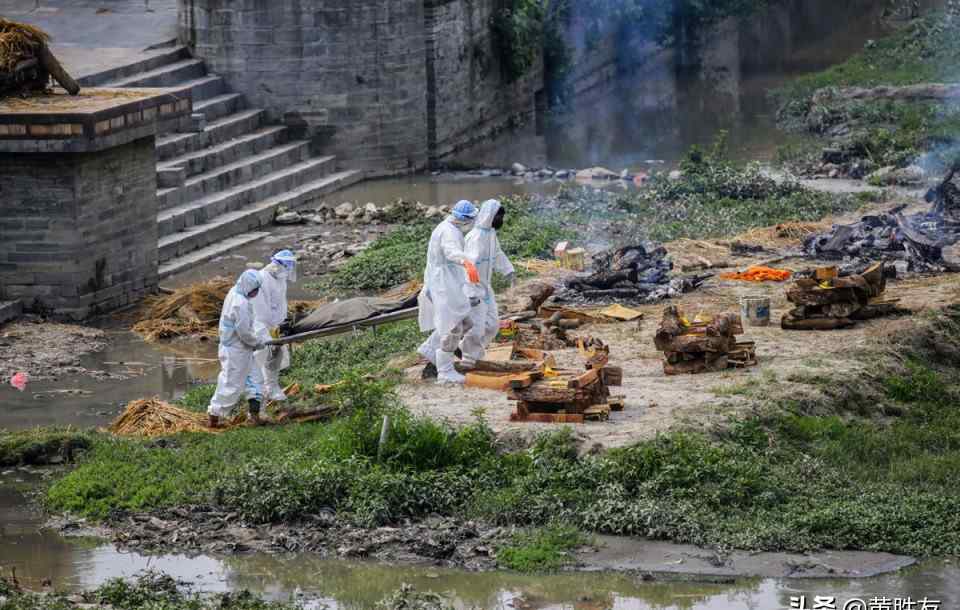 尼泊爾街頭焚燒新冠患者遺體 究竟是怎么一回事 事情始末回顧