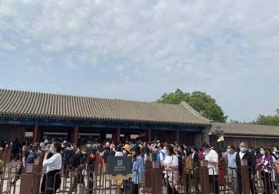 北京恭王府一票難求黃牛剩票炒到150元 過程真相詳細(xì)揭秘！