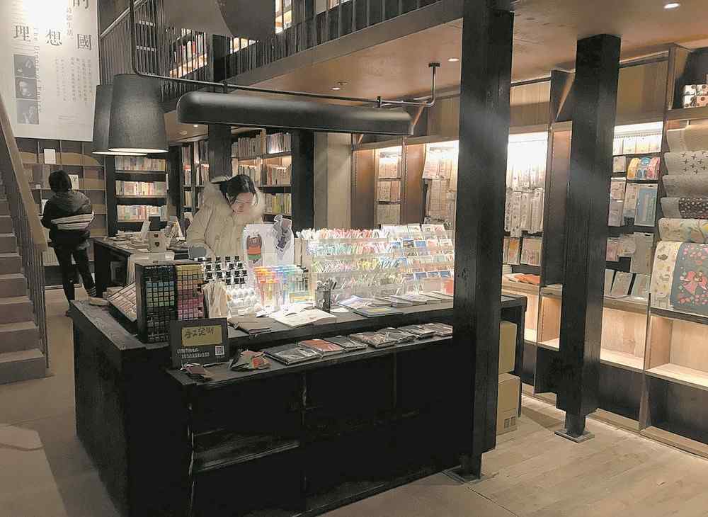 新山書屋 成都又添一家“最美書店” 重慶新山書屋落戶沙河畔