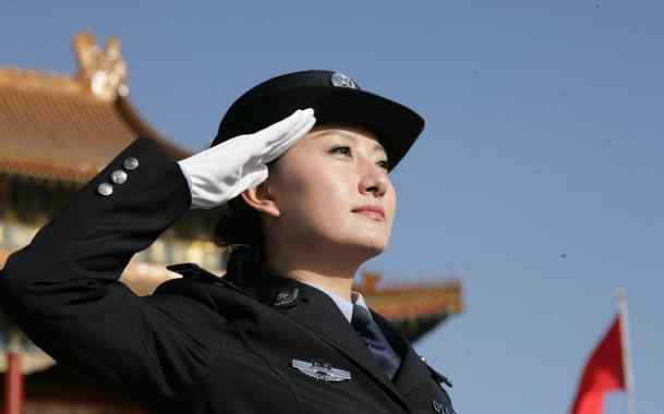 保安制服 什么級別警察可以穿白警服？警察制服顏色有過哪些變更