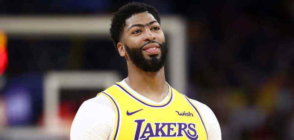 nba單節(jié)得分記錄 NBA開賽35天誕生62項紀(jì)錄 所有的瘋狂都在這里匯集