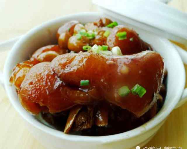 帶魚煮冬菜 16道冬天里的營養(yǎng)燉菜，香辣在嘴里，暖意在心頭