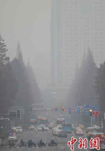 南京霧霾 南京遭遇霧霾“圍城”