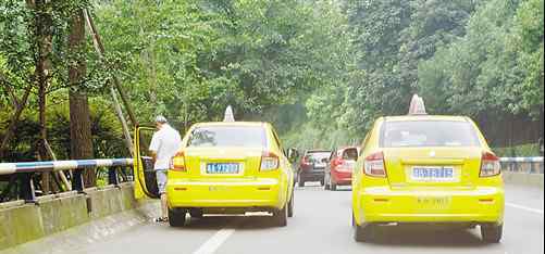 開出租 北京出租車份子錢多少？北京開出租一月賺多少需要什么條件